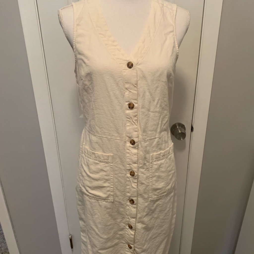 Cute Size M Button Down Dress By Old Navy. Super Cute